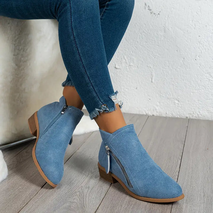 Elegante Suede Ankle Boots