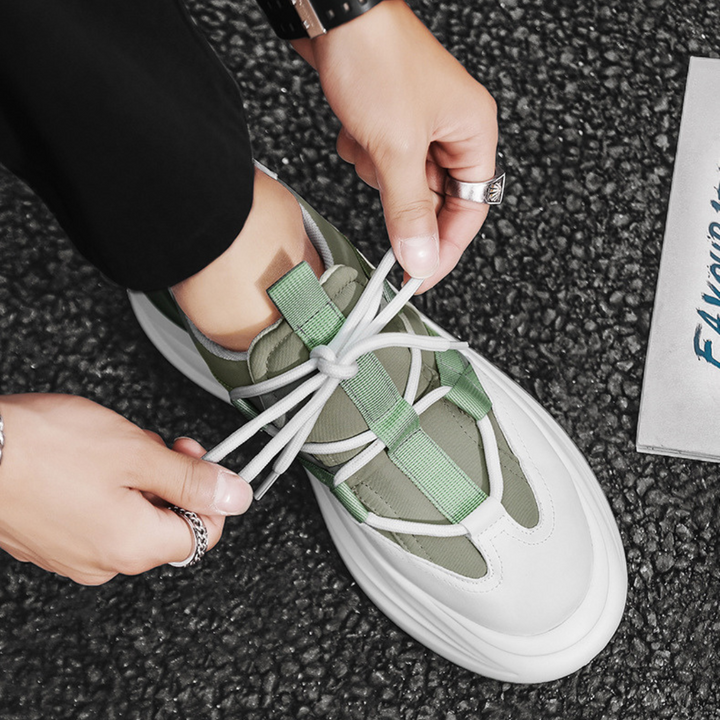 Dynamo Street Sneakers