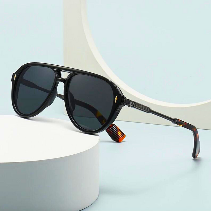 Noir Aviator Sunglasses