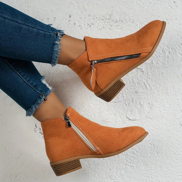Elegante Suede Ankle Boots